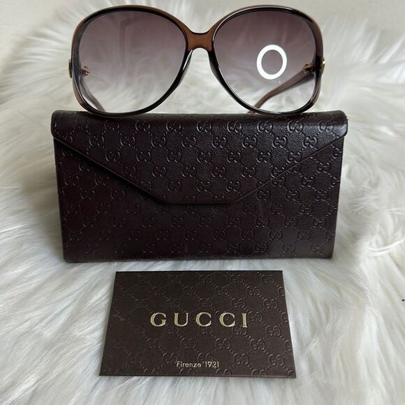 💯Authentic Gucci sunglasses-with box🍀 - Picture 1 of 12